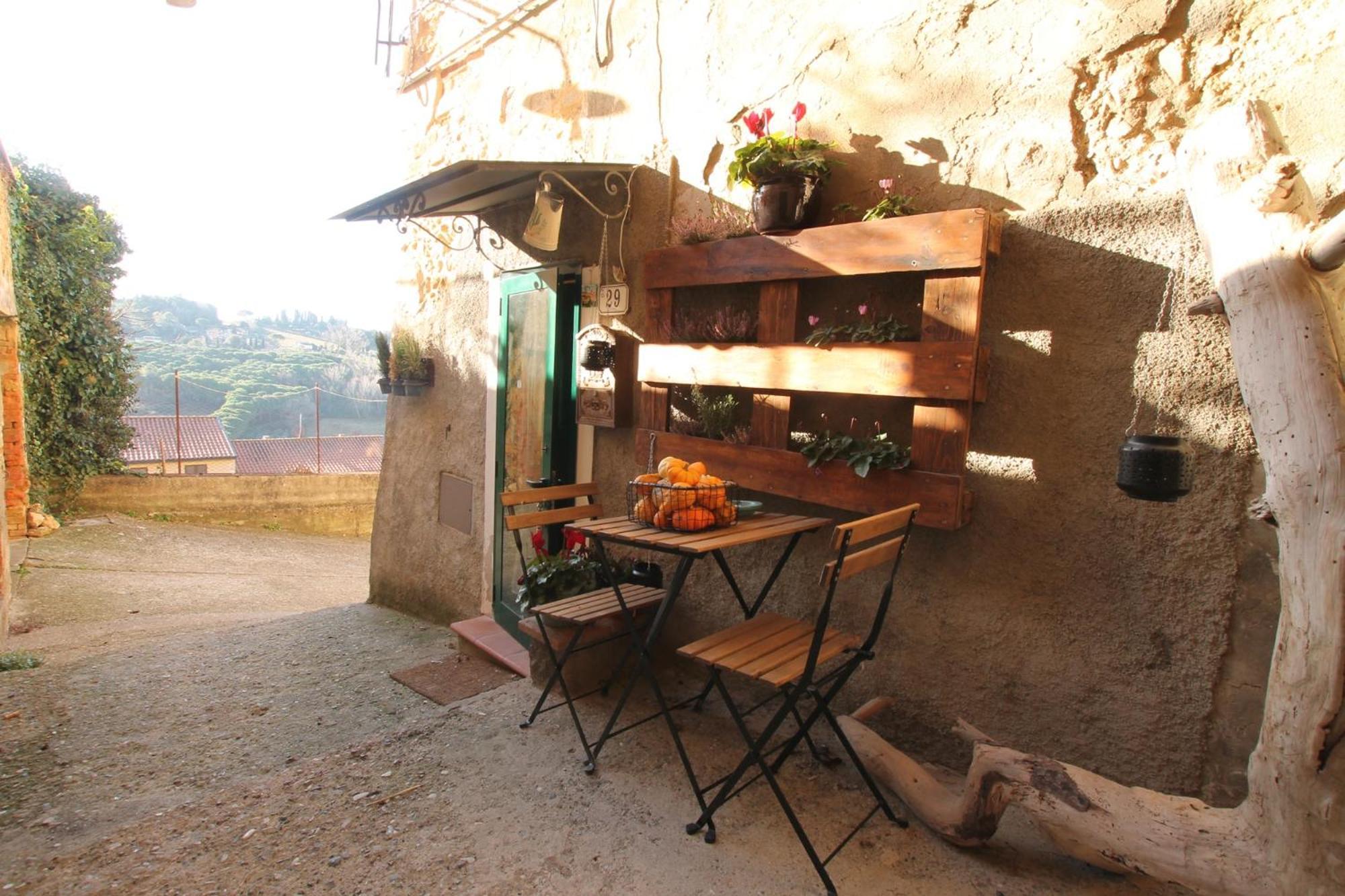 Il Piccino 29, Esperienza Romantica In Borgo.... Montescudaio Εξωτερικό φωτογραφία